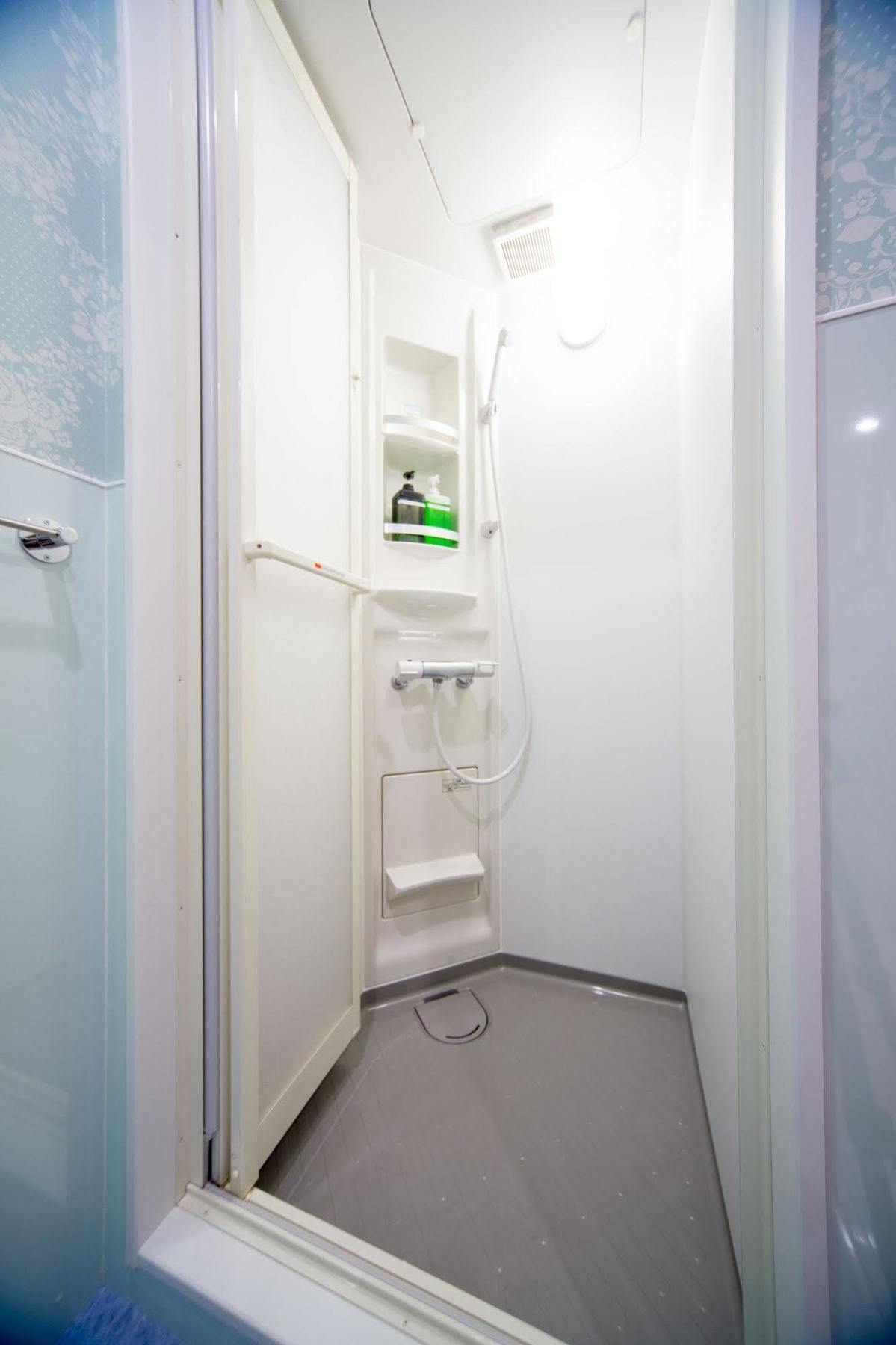 Hostel Wasabi Nagoya Ekimae Buitenkant foto