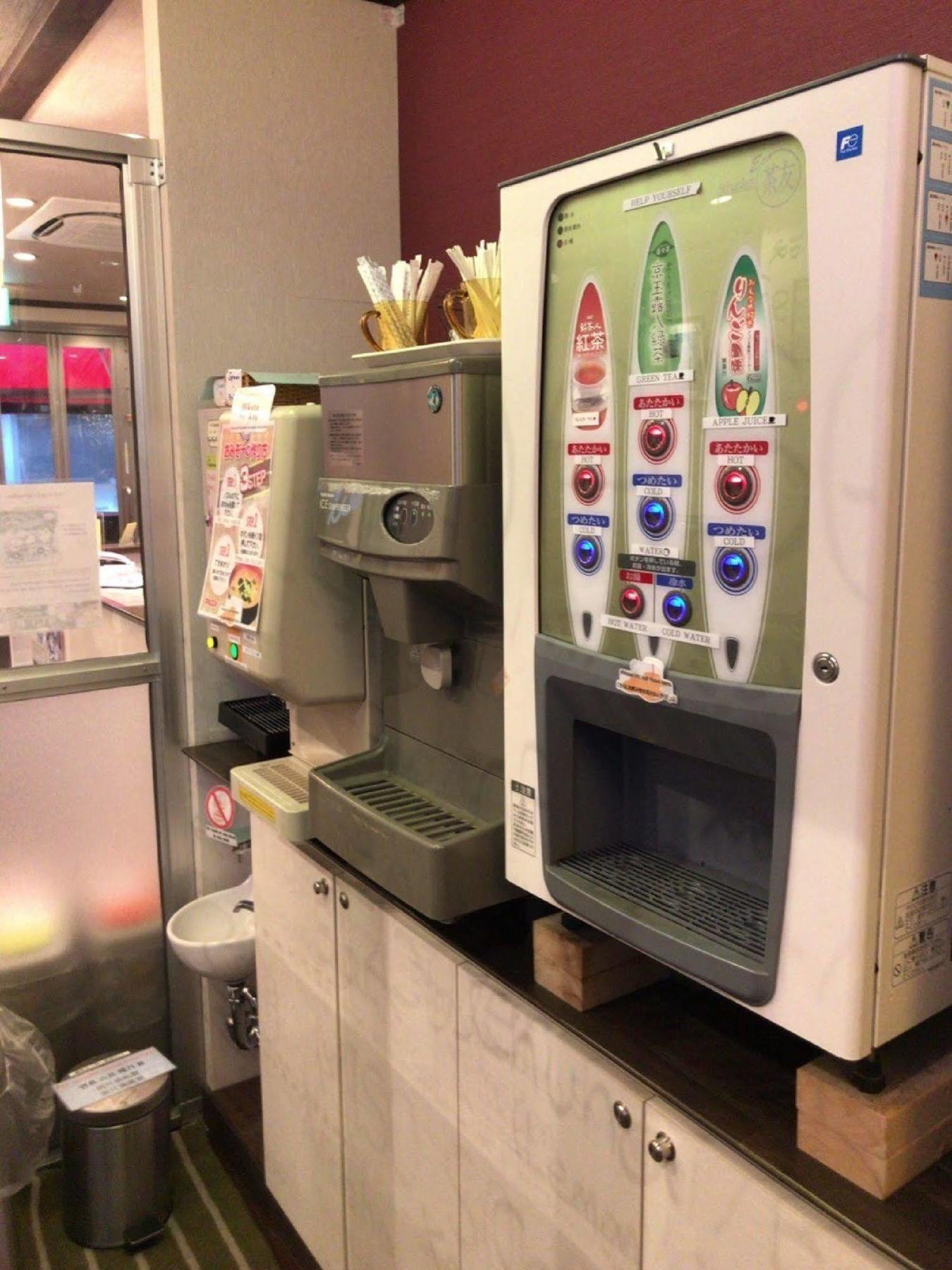 Hostel Wasabi Nagoya Ekimae Buitenkant foto