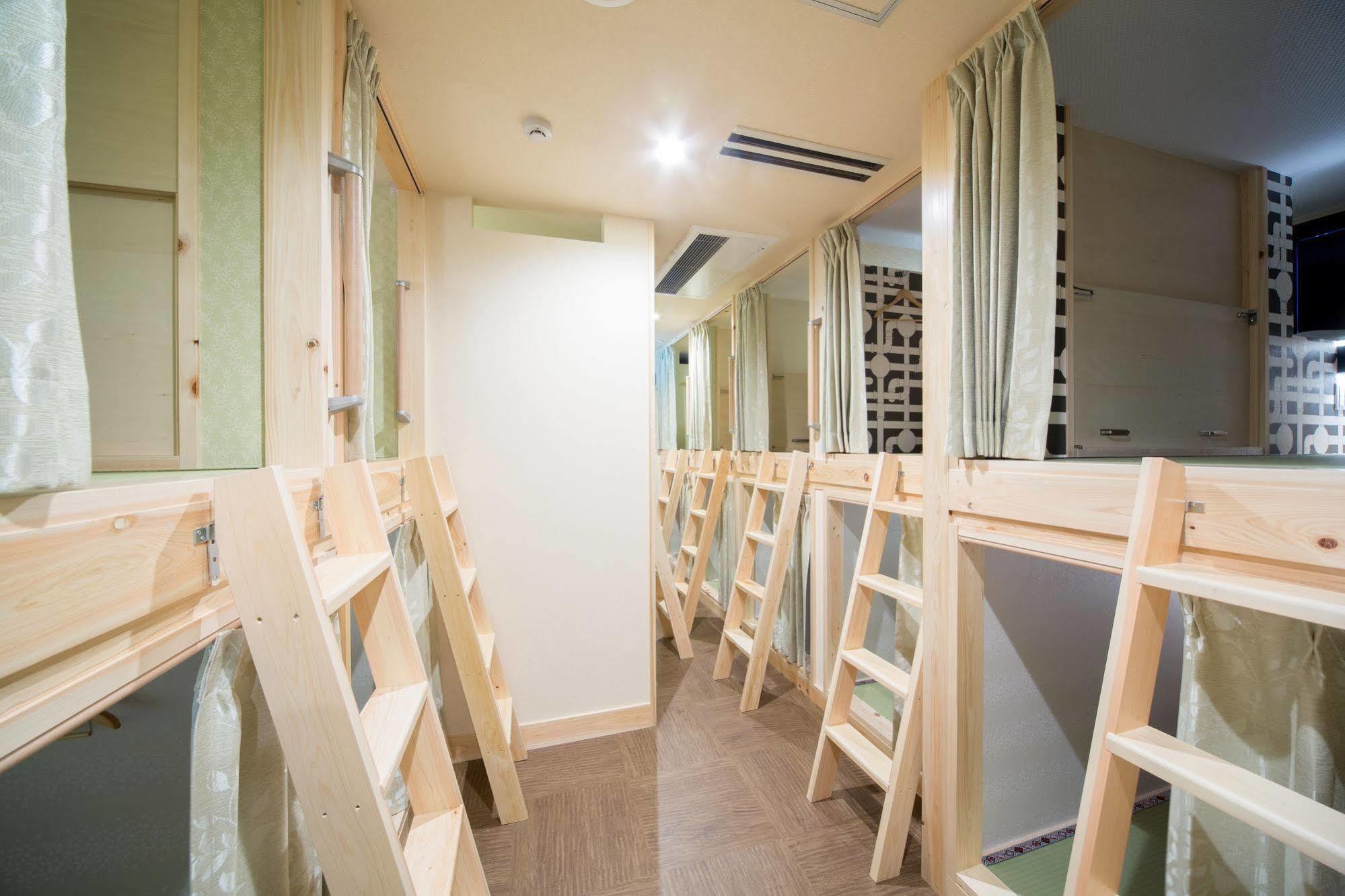 Hostel Wasabi Nagoya Ekimae Buitenkant foto